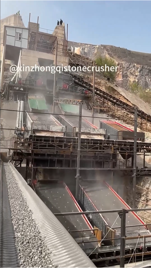 The large-scale stationary limestone production line constructed by our company in South Africa has officially commenced production | 500 tons.